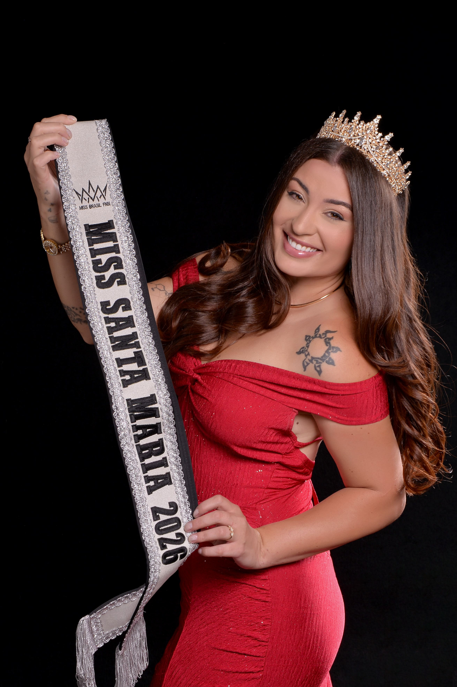 Beleza com propósito: a trajetória de Ana Ester Canabarro até o título de Miss Santa Maria FNBI 2026