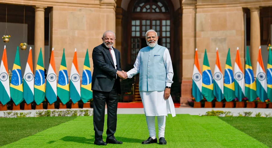 Brasil firma acordos com Índia para produzir medicamentos oncológicos e ampliar acesso pelo SUS